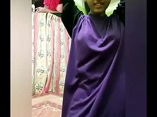 Gadis bertudung viral bahagian 1