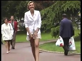 Francuski coating z rocznika retro porno cipki publicznych migające plenerze
