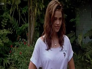 Celeb เดนิสริชาร์ดส์เป็นป่าตามที่ได้รับ