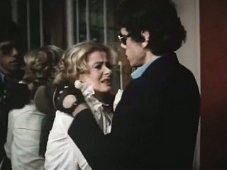 เสน่ห์เลดี้วินเทจ Veronica Hart เป็นระยำโดยเงี่ยน Guy Robert Kerman ในคลิปโป๊คลาสสิก