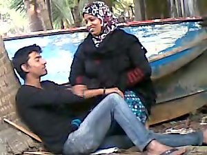 Dì Bangladesh với Young Follower groupie