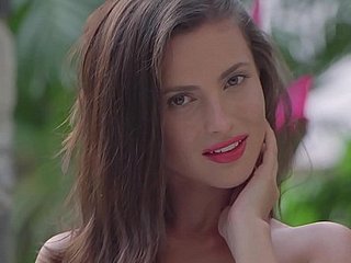 Sommer Striptease mit frechem Newcomer Jasmine Jazz bringt Sie hart