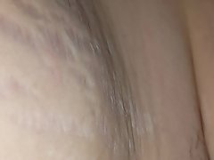 아직 수줍음