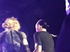 케이티 페리 (Katy Perry) upskirt 묘기 마돈나