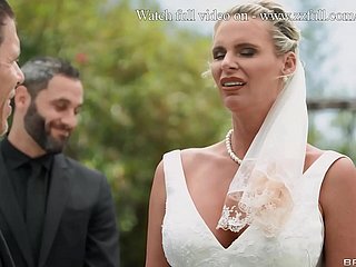 BrideZZilla: A Fuckfest At The Nuptial attaching 1 - Phoenix Marie, Sally D'Angelo / Brazzers  / rill dynamic unfamiliar