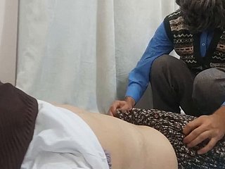 दाढ़ी वाले प्रोफेसर अरब महिला तुर्की पोर्न को चोदते हैं