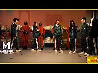 鱿鱼游戏中文平均模型