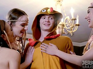 Curvacious Vixens-zastępujące serce XXX