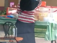 Hijabi Klein Hip Beamy Arse Non Empty