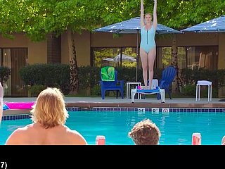 Alexandra Daddario nua only slightly vídeo The Layover