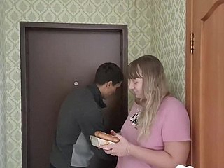 เพื่อนบ้านชวนฉันมีเพศสัมพันธ์อย่างรวดเร็ว