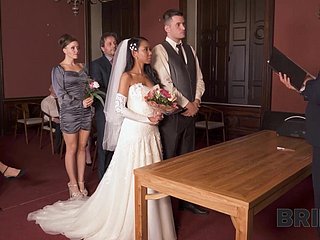 Killa Raketa zorganizowała gorący seks na ceremonii ślubnej