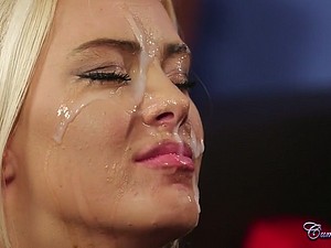 Louisa Perde Arkası Bir Yüz + Alır