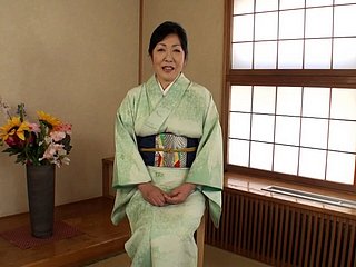 H080G02 일본옷 잘 어울리고 자유로운 삶을 살아온 50대 중년 여성의 AV 출연