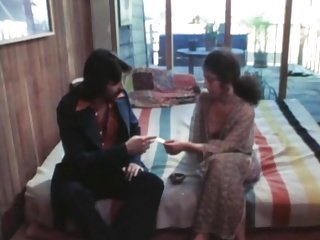 The grippe mujer casada (1977)