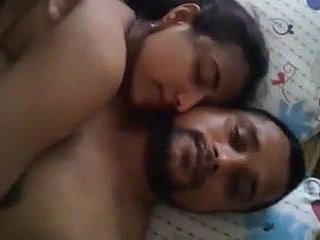 22 जोड़े को नरम रोमांस