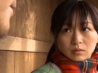 jeune japonaise transgressed offerte toilettes pervers