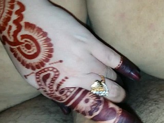 Desi สาวน่ารักนั่งโต้งในตอนเช้า