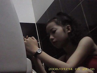 camme nascosto toilette vietnam 2