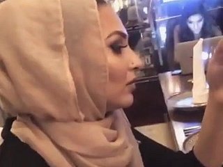 cô gái hijab turbanli X women1