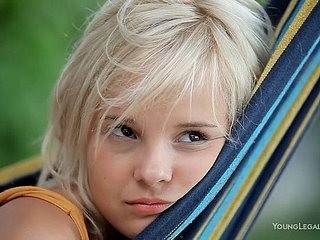 Monroe Masturbating Her Appealing Self