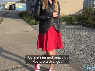 وكيل الجمهور وهي pantyless وتحصل مارس الجنس من الصعب